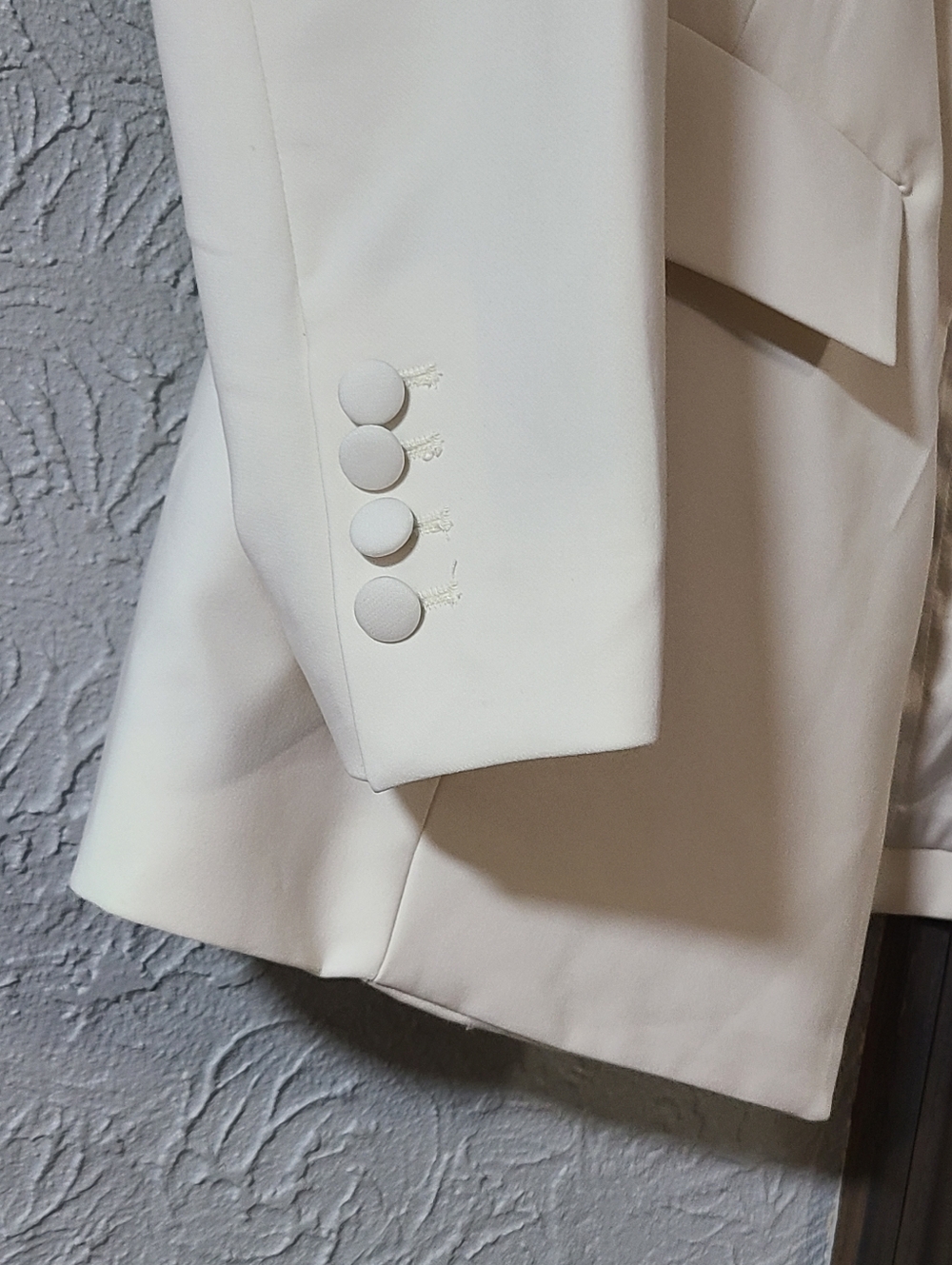 torrid Soho Studio Refined Crepe Blazer Cream Shawl Collar Blazer  *Nwt* - Picture 10 of 16